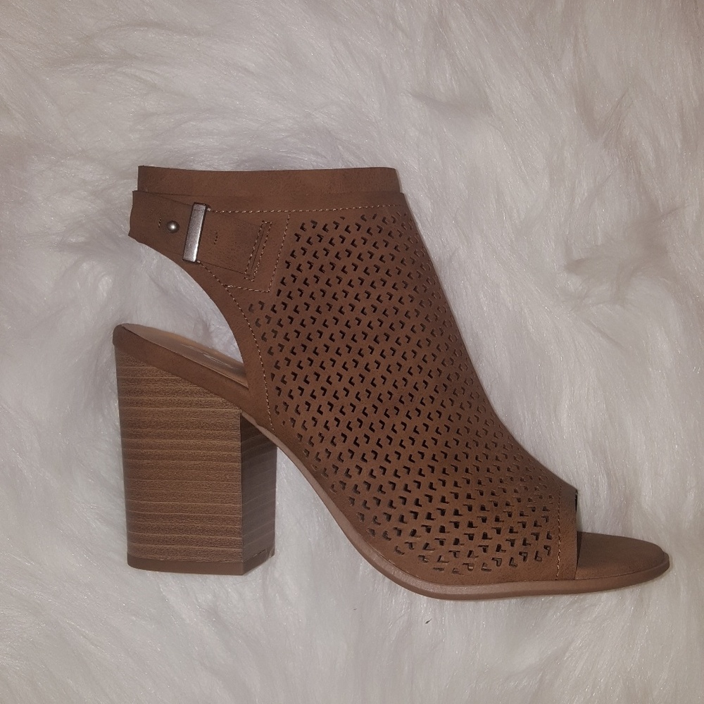 💕Tressa Ankle Bootie!!! - Picture 2 of 4